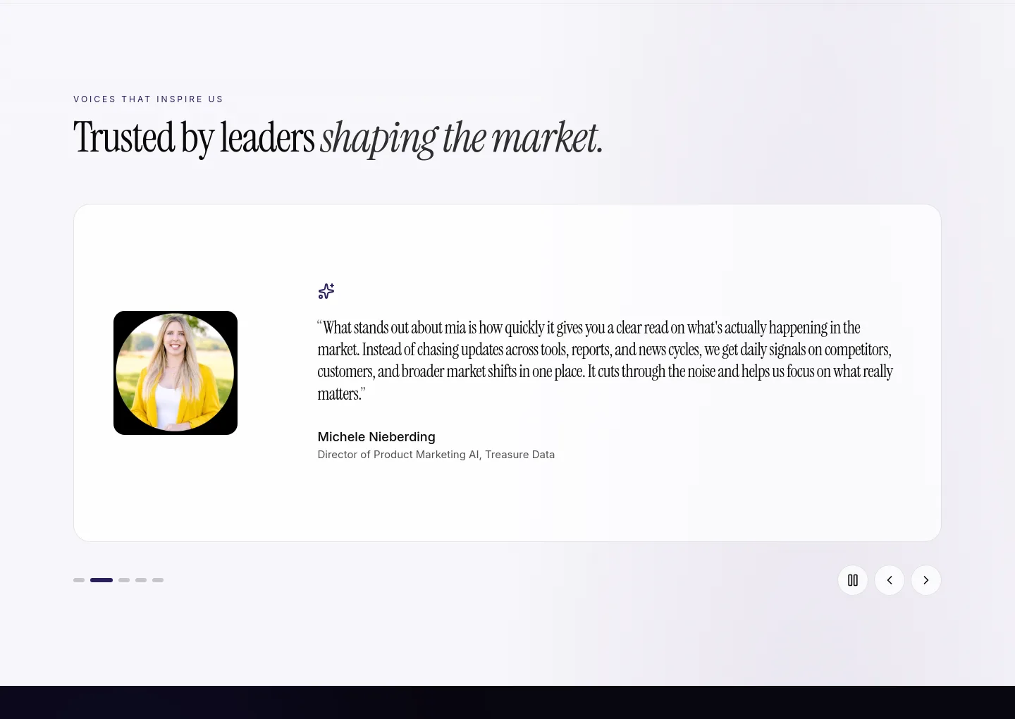 gomia.ai — a real Logo Wall section